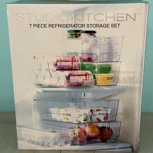 Studio Kitchen 7 PC Refrigerator Storage Set!